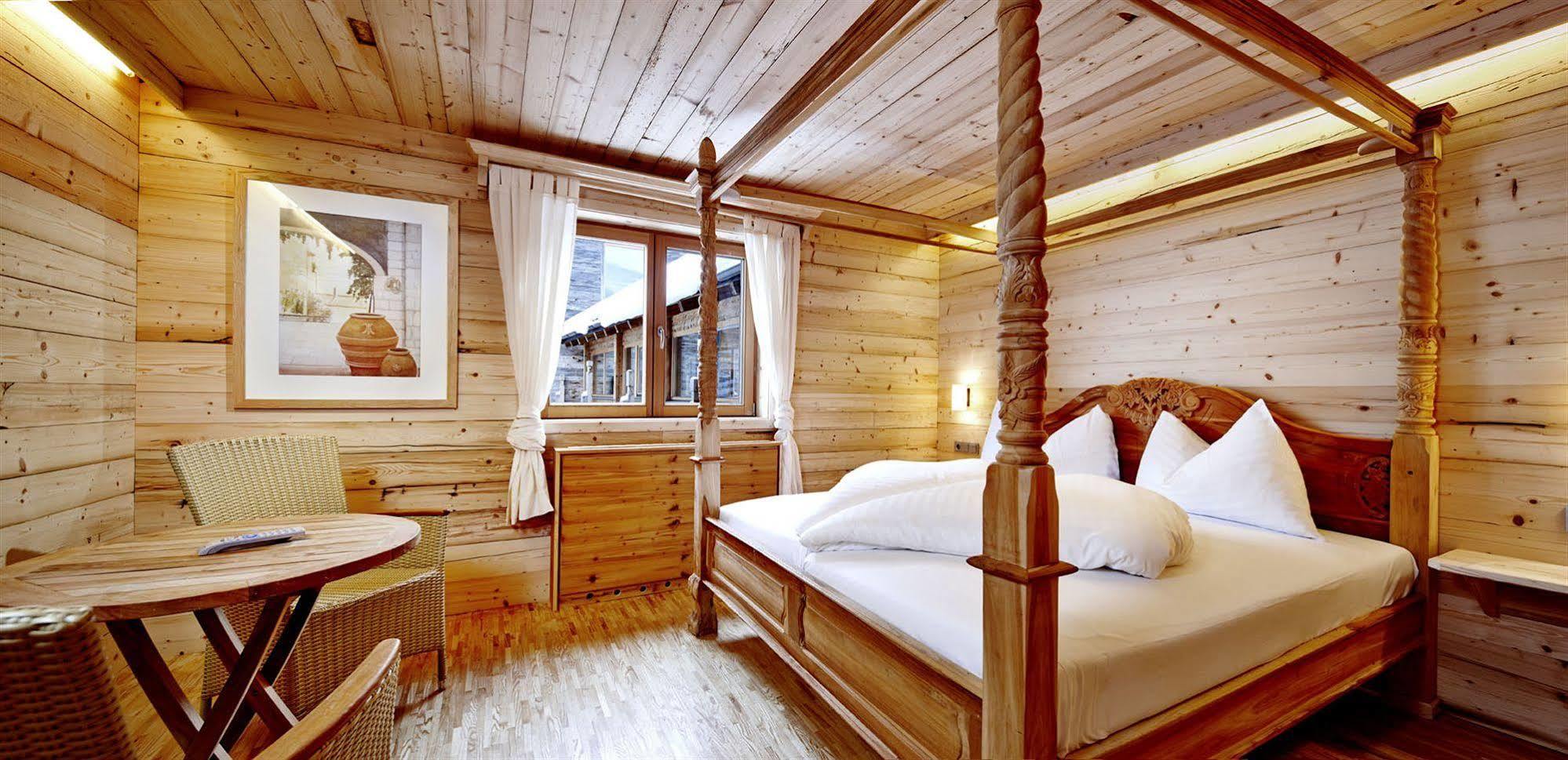 Art & Ski-In Hotel Hinterhag Saalbach-Hinterglemm Bilik gambar